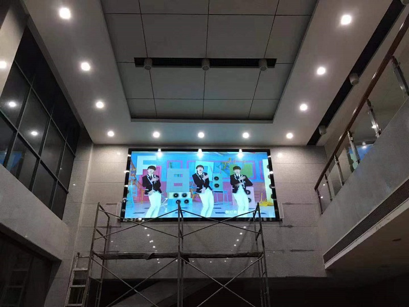 室內P2.5高清LED顯示屏