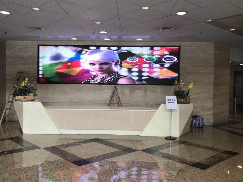 室內LED顯示屏與戶外LED顯示屏的區別